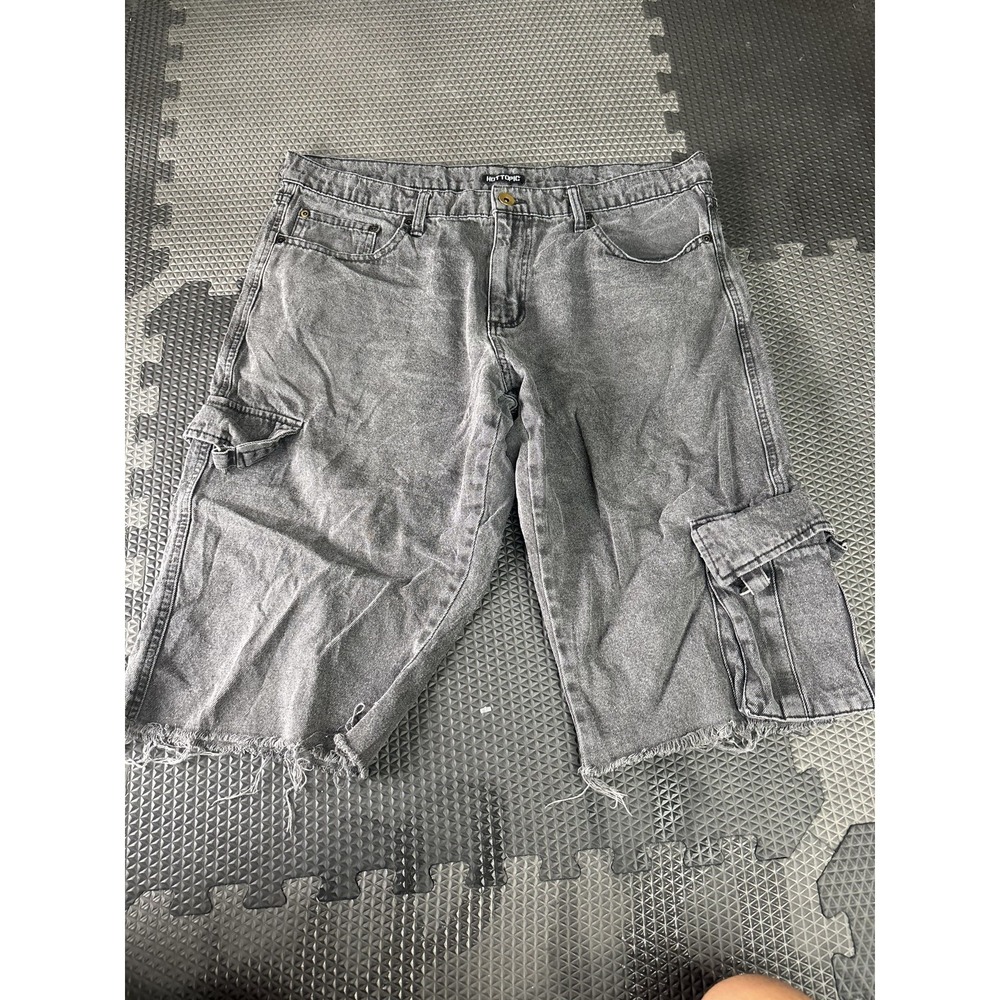 Hot Topic Men's Gray Distressed Denim Cargo Shorts Cut-Off Size 36 Raw Hem